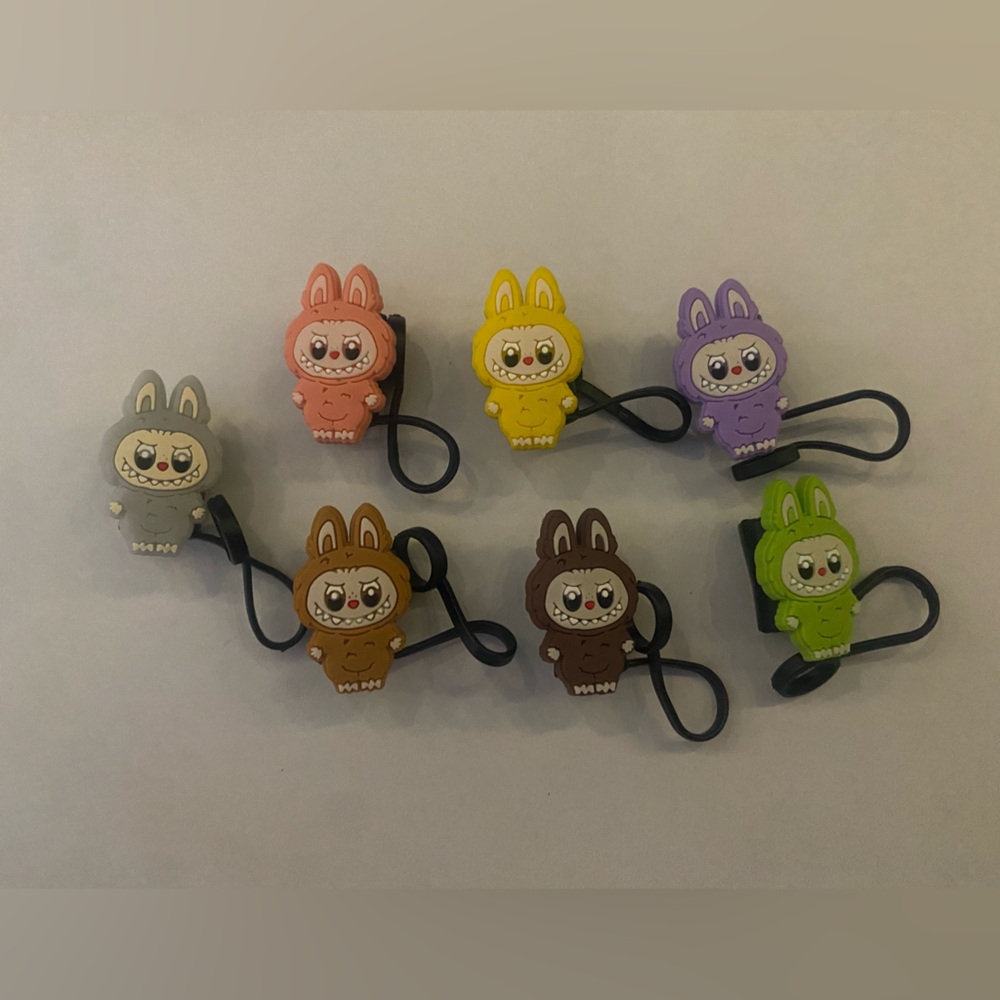 Straw caps 👹💕 LABUBU